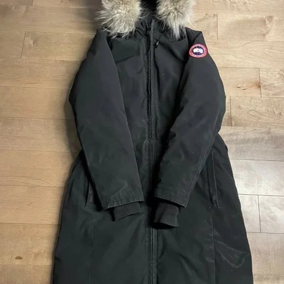 Canada Goose Whistler Parka - Picture 8 of 10